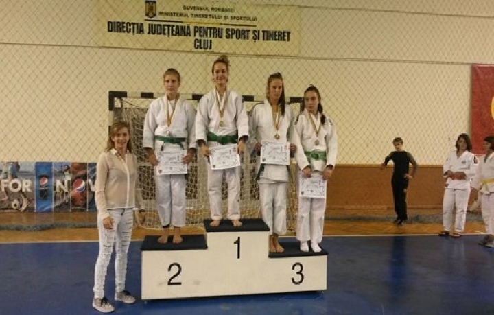 Czerlau_Jennifer_Stephanie_Kolozsvar.jpg Thumbnail